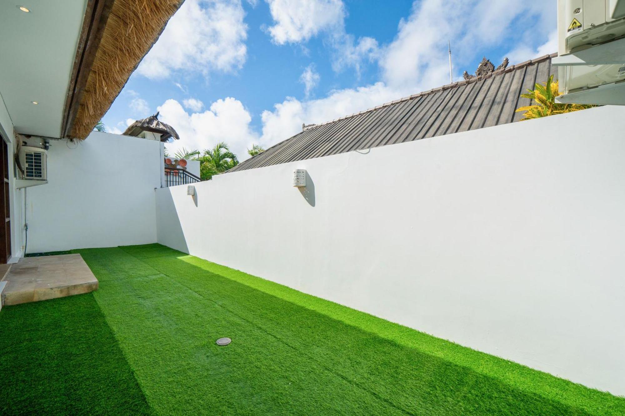 Bali Sunyi Villas Jimbaran  Exterior photo