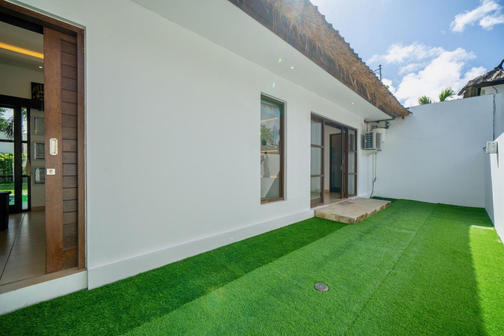 Bali Sunyi Villas Jimbaran  Exterior photo