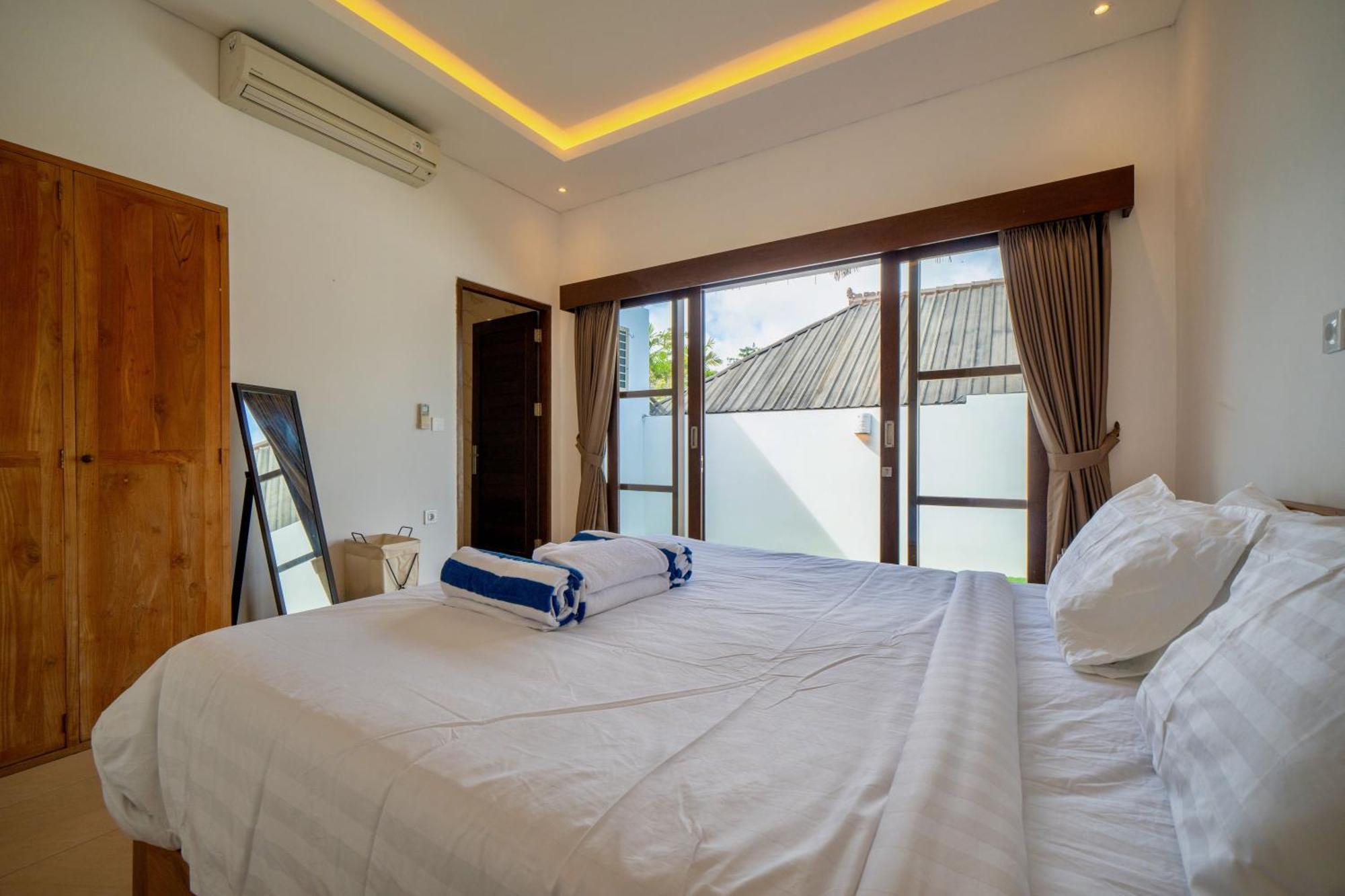 Bali Sunyi Villas Jimbaran  Exterior photo